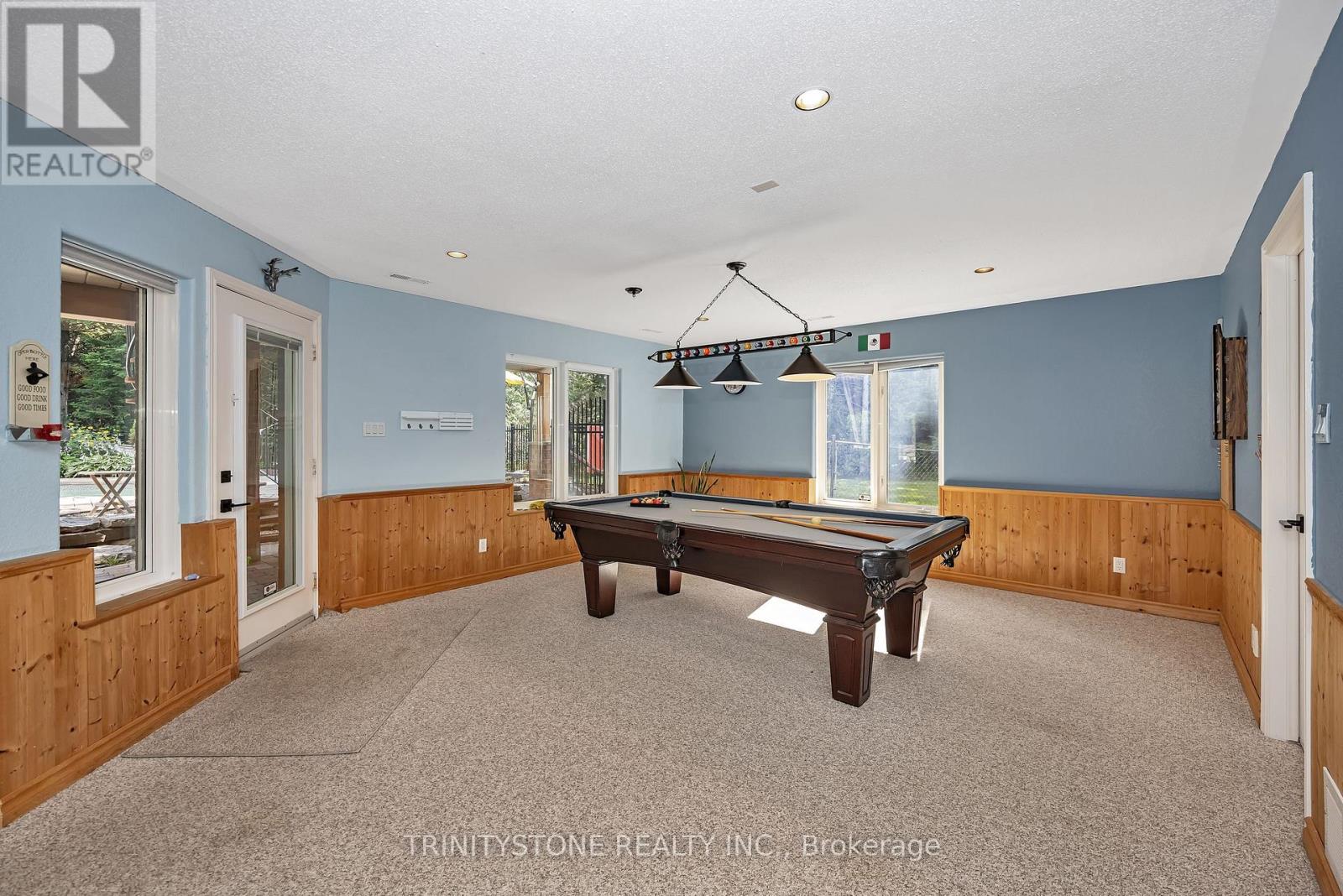Photo 31 of 36 Sawgrass Circle, Ottawa ON