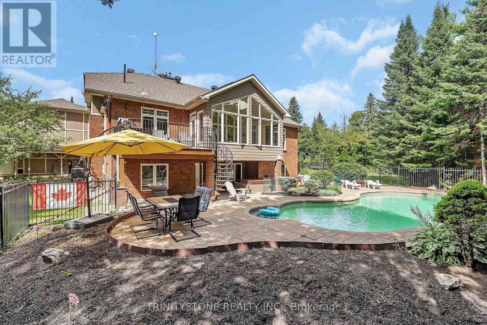 Photo 45 of 36 Sawgrass Circle, Ottawa ON