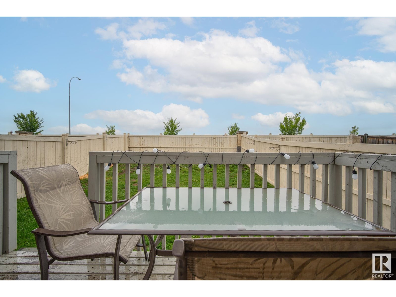 Photo 5 of 16024 10 Av Sw Sw, Edmonton AB
