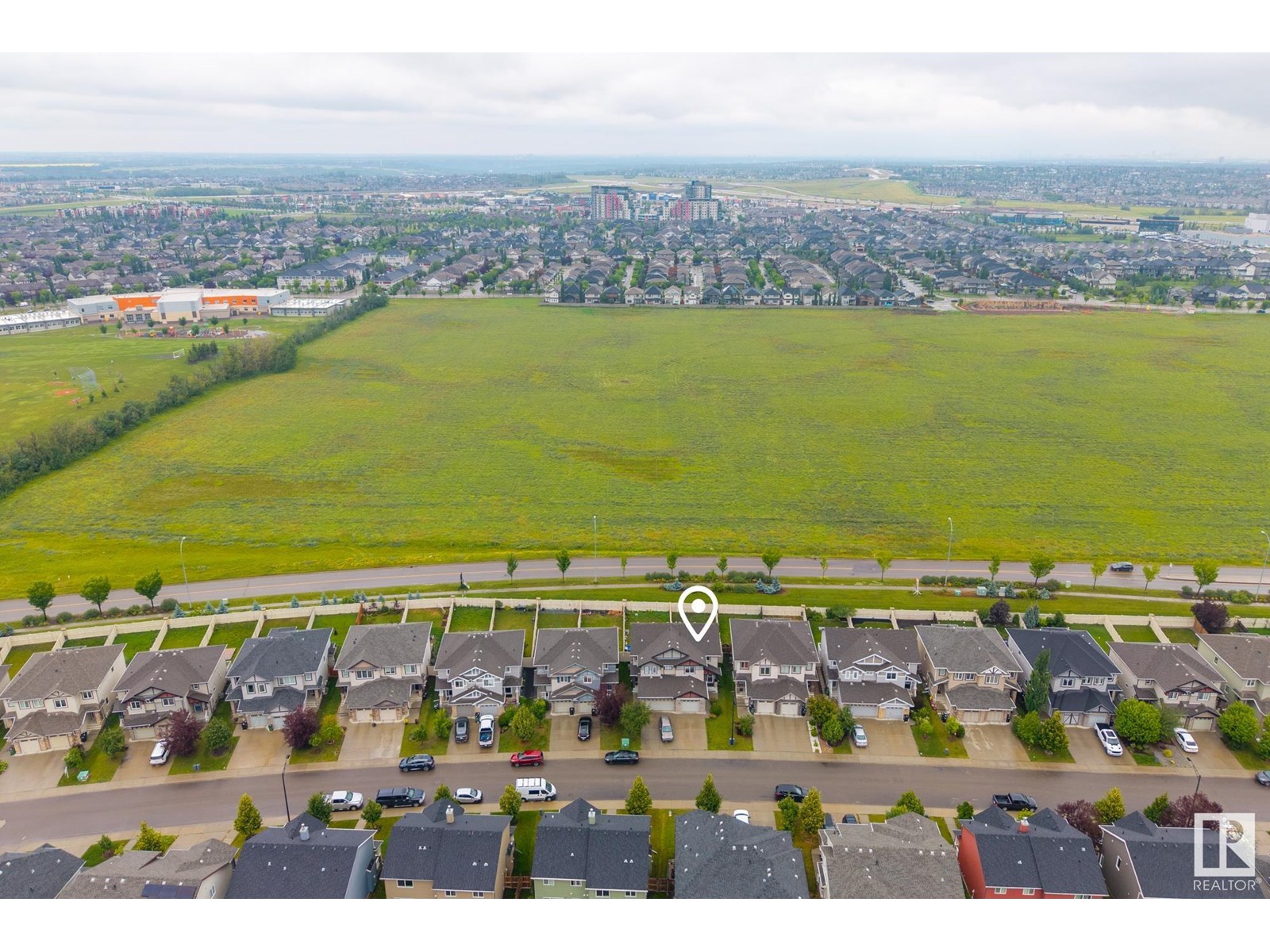 Photo 8 of 16024 10 Av Sw Sw, Edmonton AB