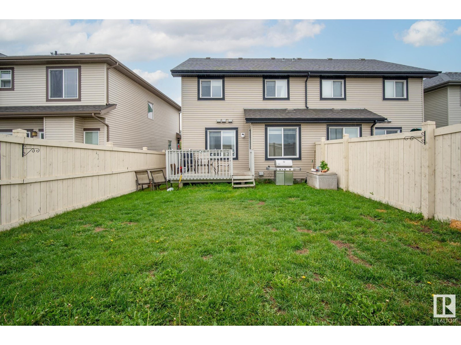 Photo 4 of 16024 10 Av Sw Sw, Edmonton AB