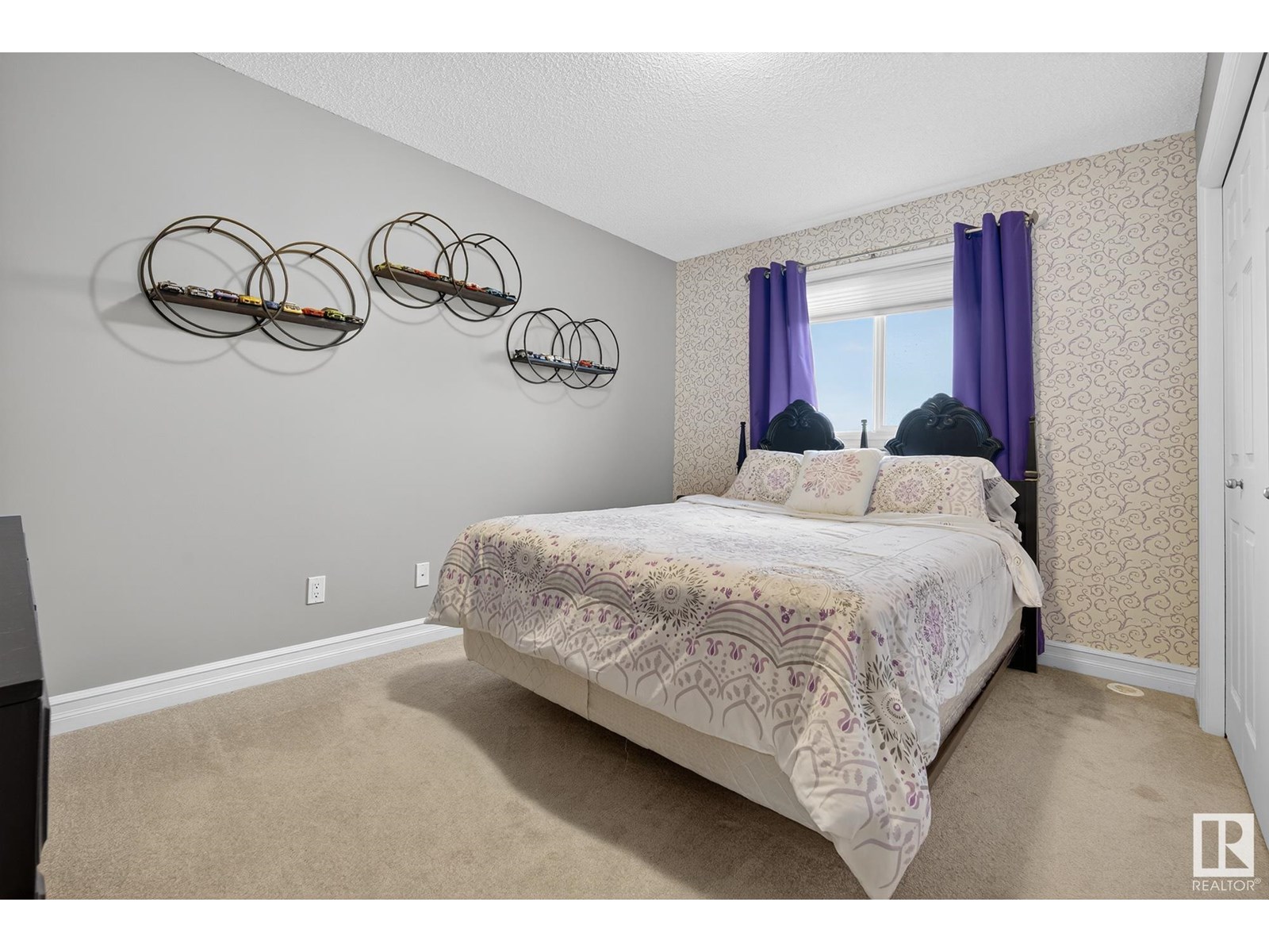 Photo 31 of 16024 10 Av Sw Sw, Edmonton AB