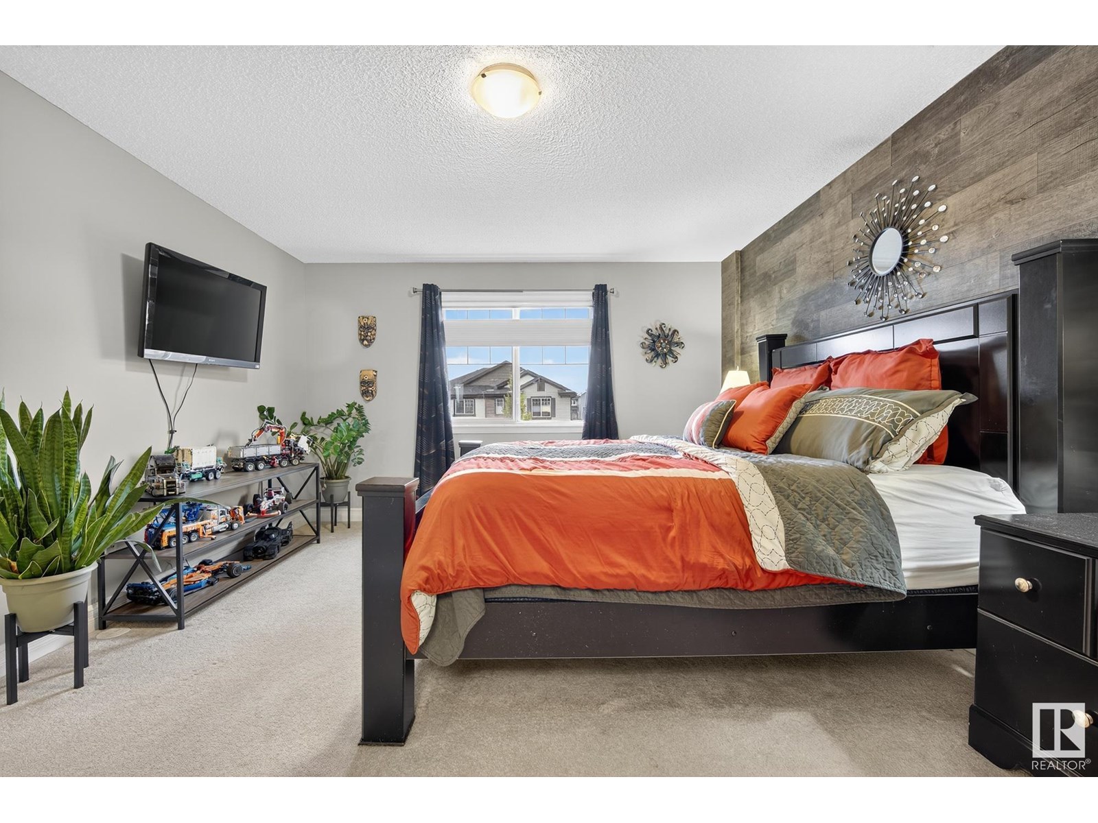 Photo 28 of 16024 10 Av Sw Sw, Edmonton AB