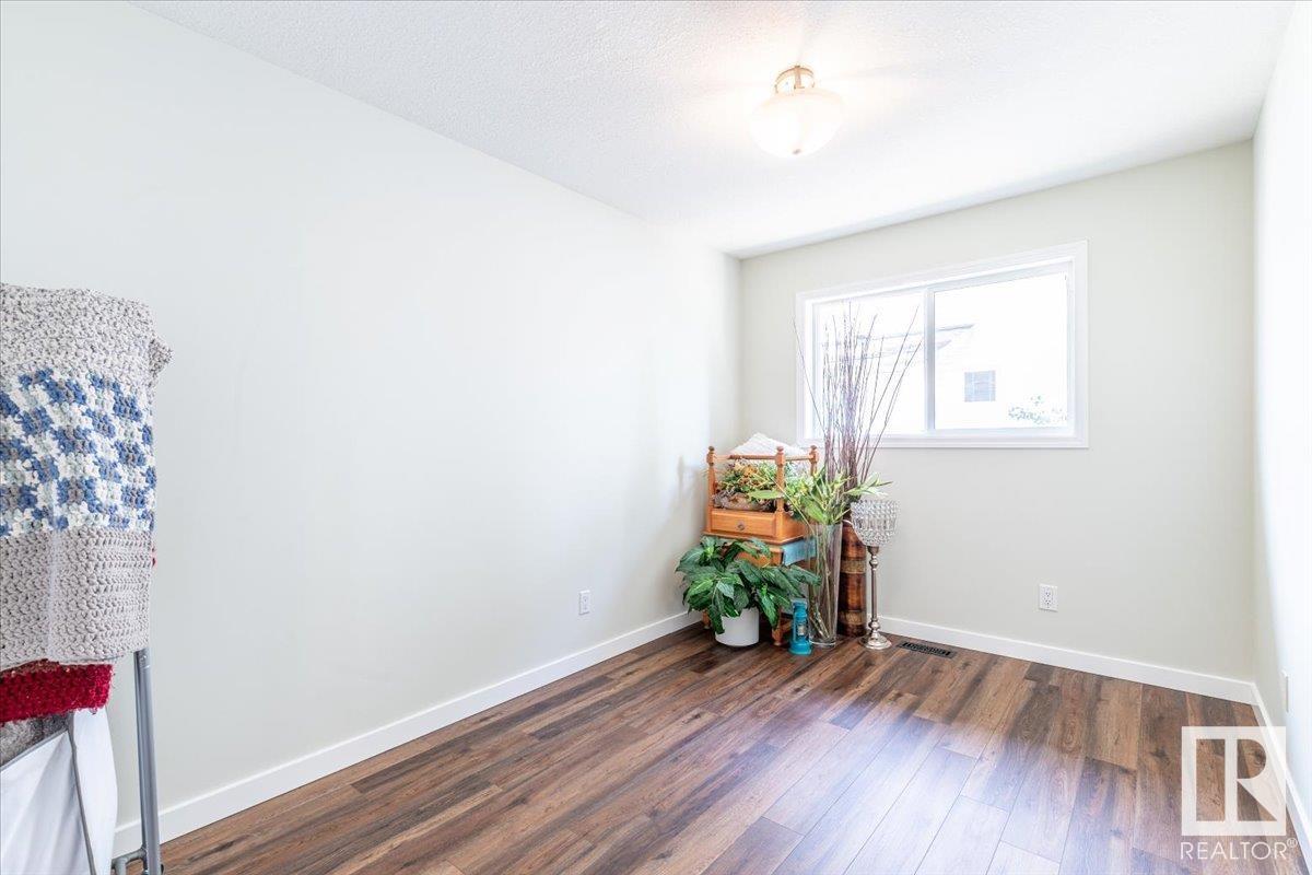 Photo 26 of 16 Westview Dr, Calmar AB