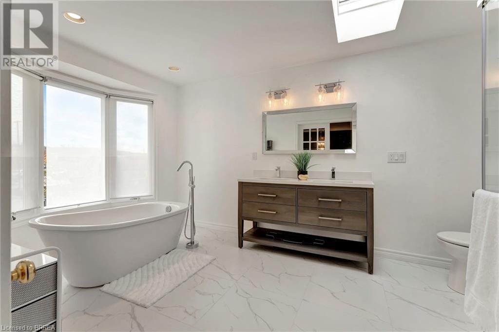 Photo 21 of 14 Federal Street, Stoney Creek ON
