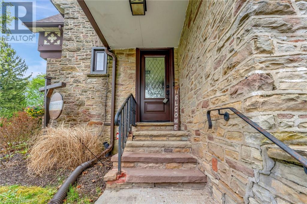 Photo 3 of 26 Evergreen Hill Road, Simcoe ON