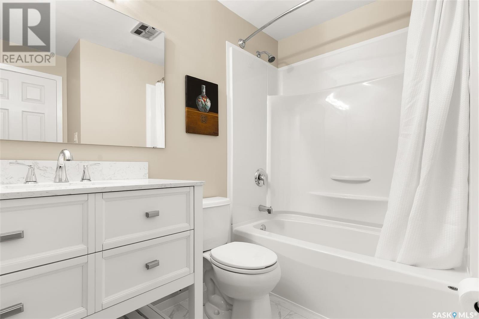 Photo 13 of 10 2121 Rae Street, Regina SK