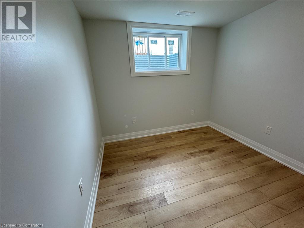 Photo 12 of 7872 Seabiscuit Drive Unit Lower, Niagara Falls ON