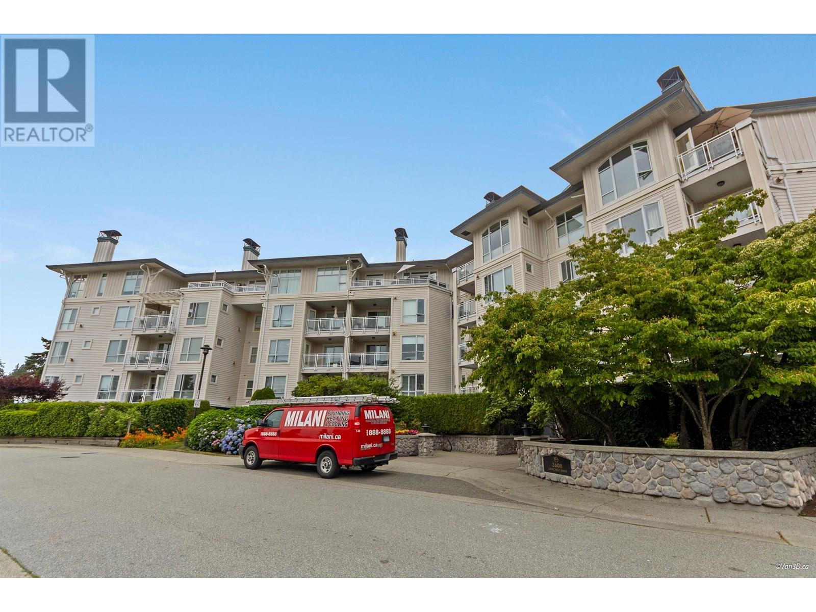 Photo 11 of 103 3608 Deercrest Drive, North Vancouver BC