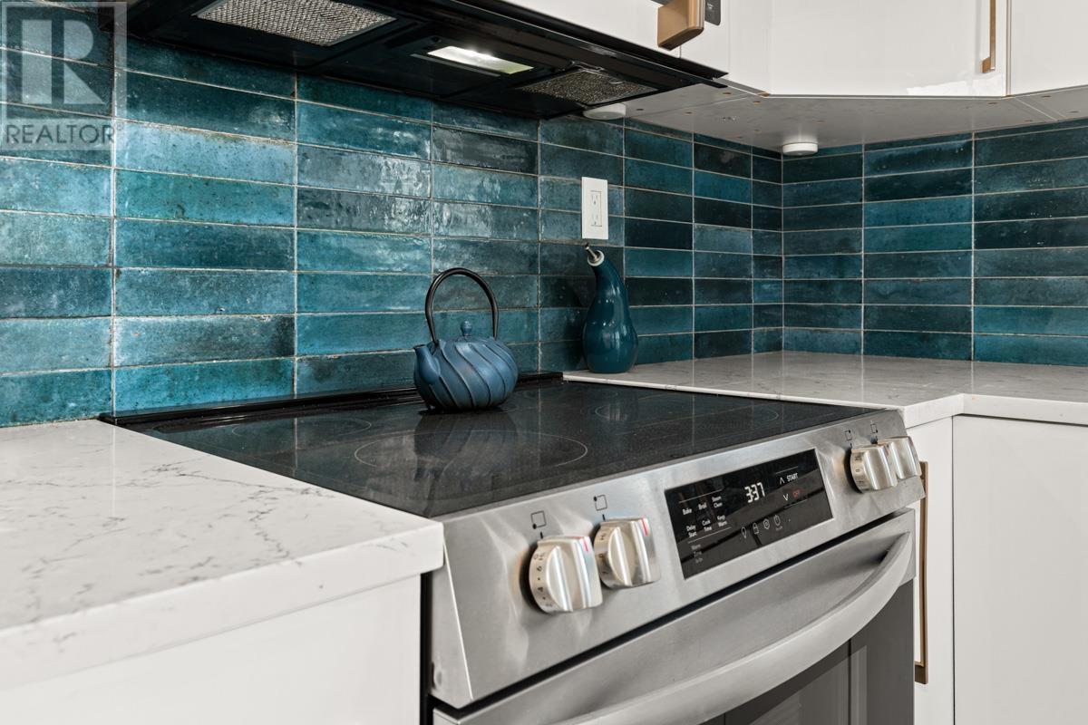 Photo 6 of 1801 850 Royal Avenue, New Westminster BC