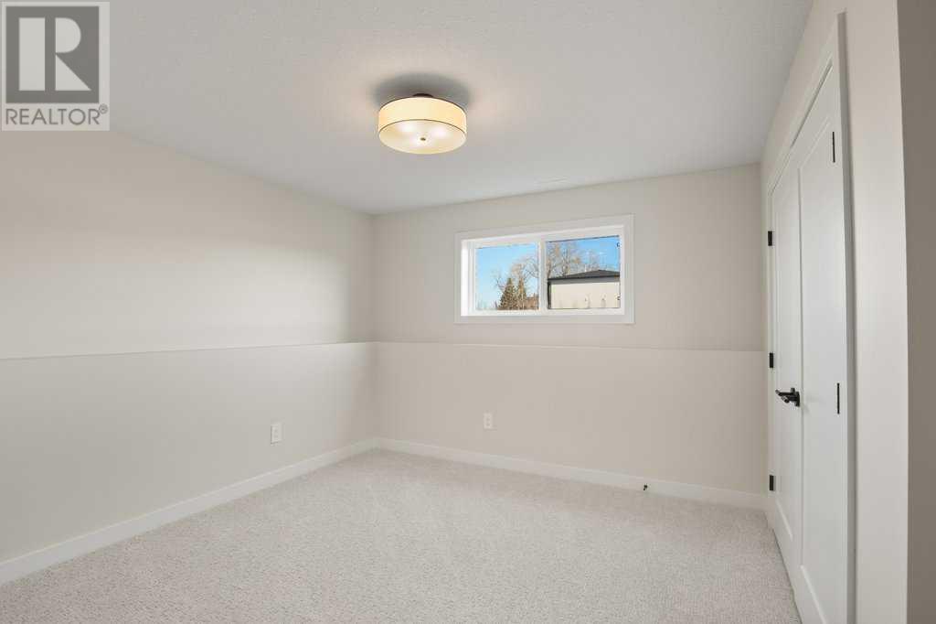 Photo 46 of 10 Twin Rose Court, Jarvis Bay AB