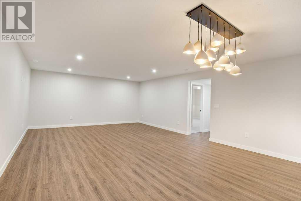 Photo 43 of 10 Twin Rose Court, Jarvis Bay AB