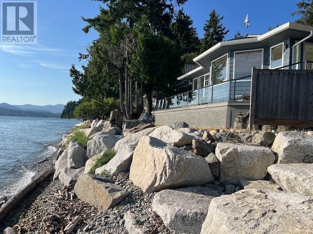 4857 SUNSHINE COAST HIGHWAY, Sechelt