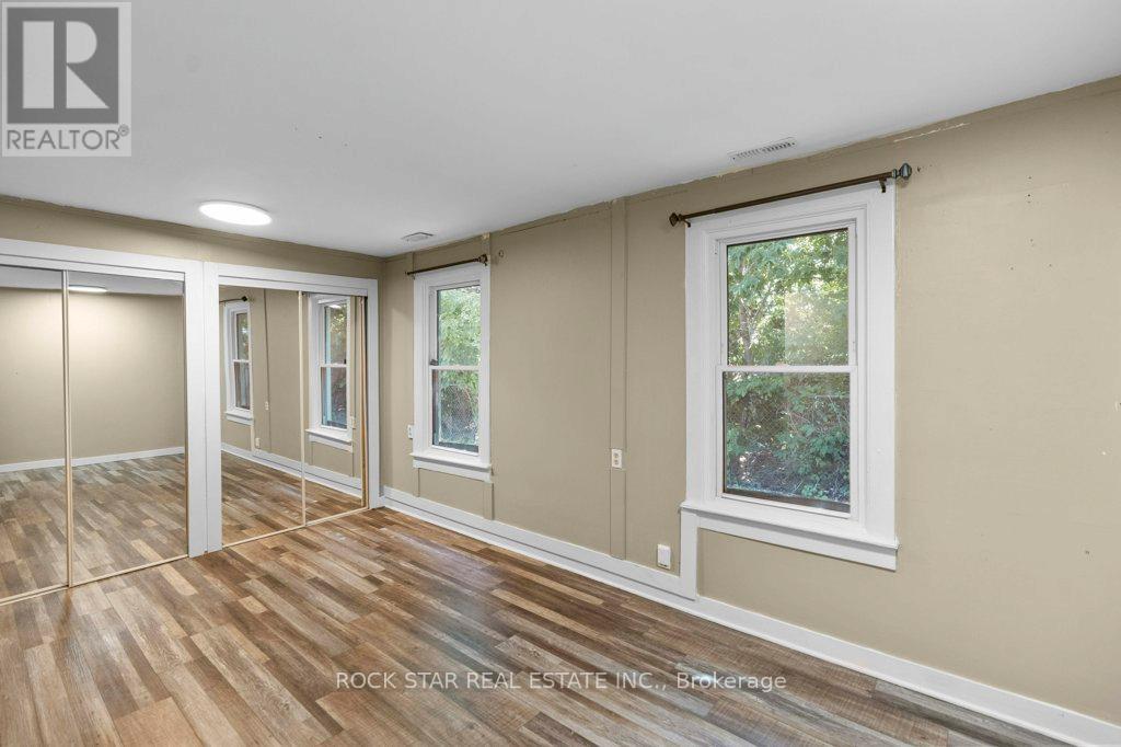 Photo 12 of 69 Teal Avenue, Hamilton ON