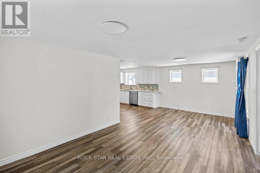 Photo 11 of 69 Teal Avenue, Hamilton ON