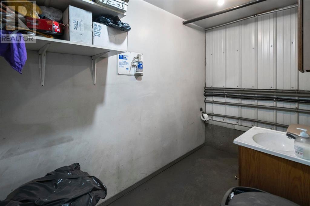 Photo 18 of 251 47017 21 Highway, Rural Camrose County AB