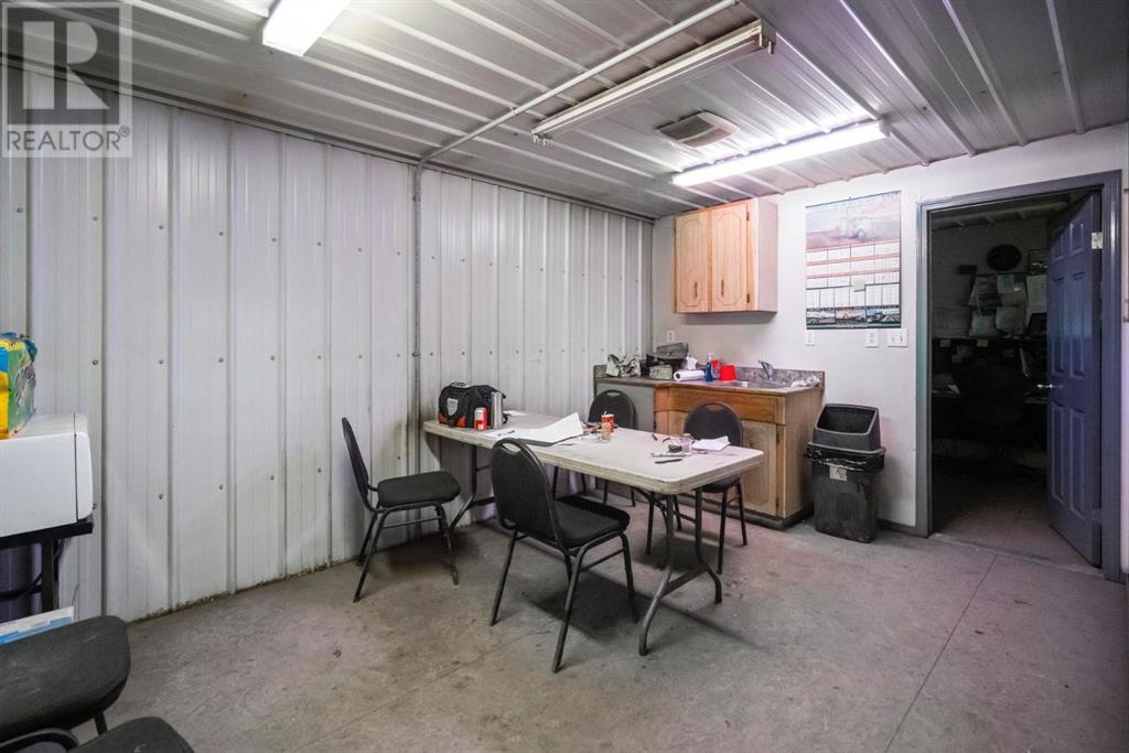 Photo 17 of 251 47017 21 Highway, Rural Camrose County AB