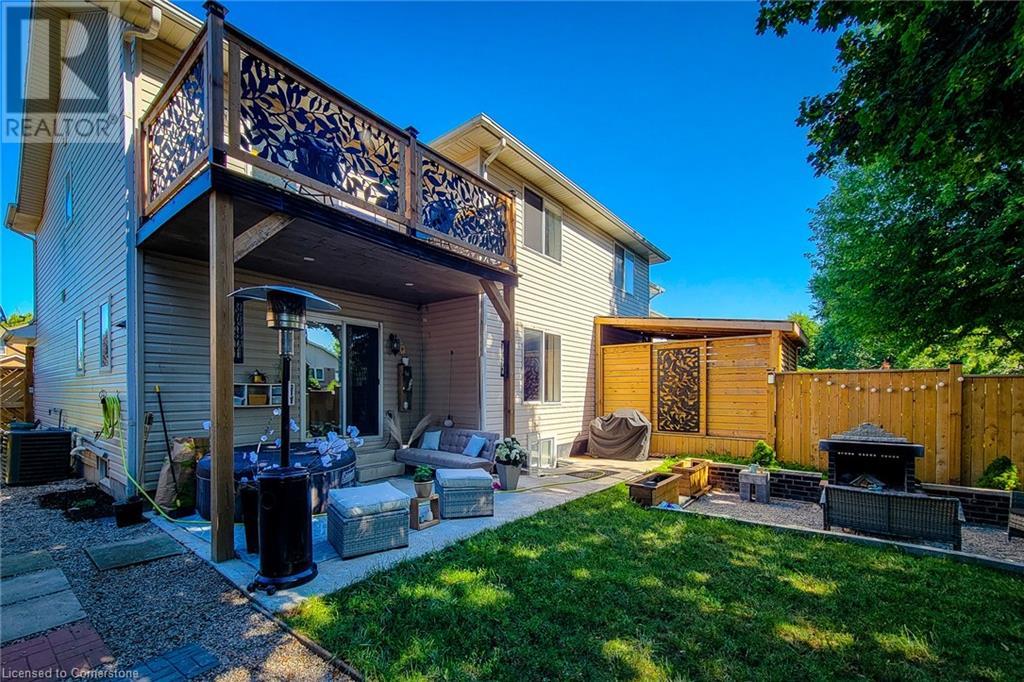 Photo 3 of 4532 Garden Gate Terrace, Beamsville ON