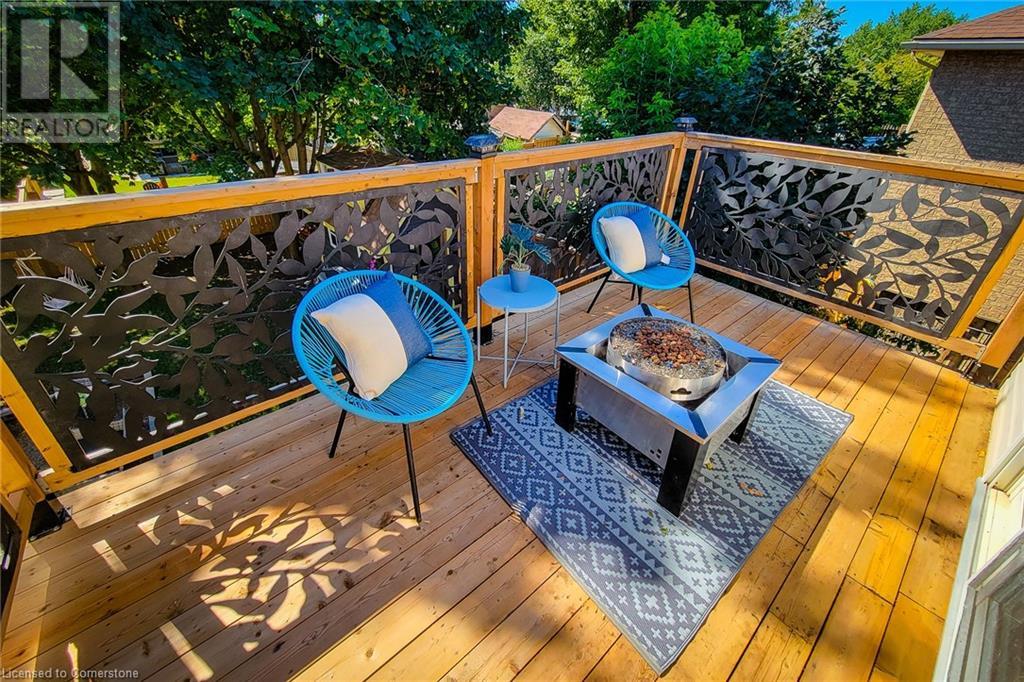 Photo 33 of 4532 Garden Gate Terrace, Beamsville ON