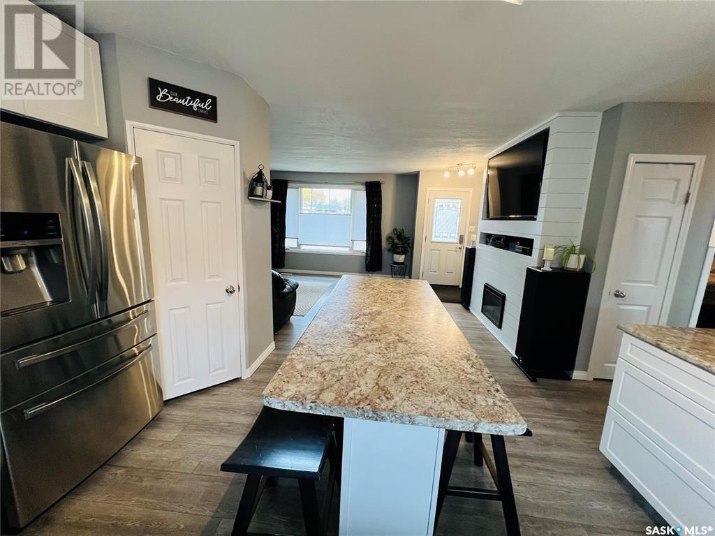 Photo 11 of 621 Central Avenue S, Swift Current SK
