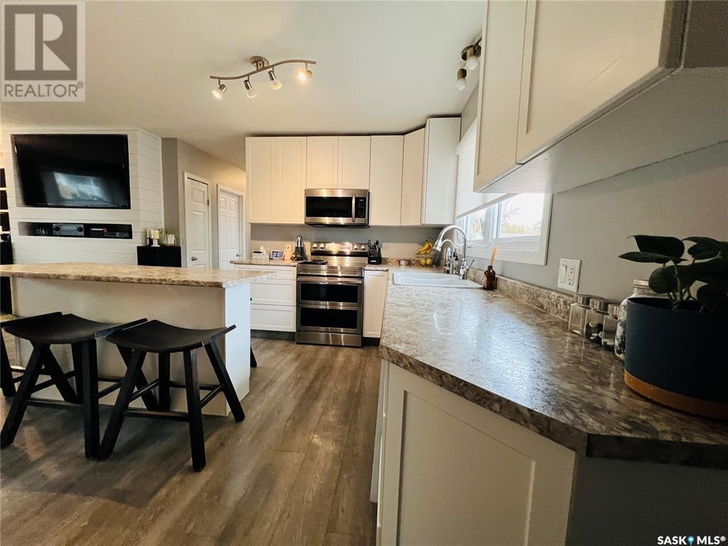Photo 8 of 621 Central Avenue S, Swift Current SK