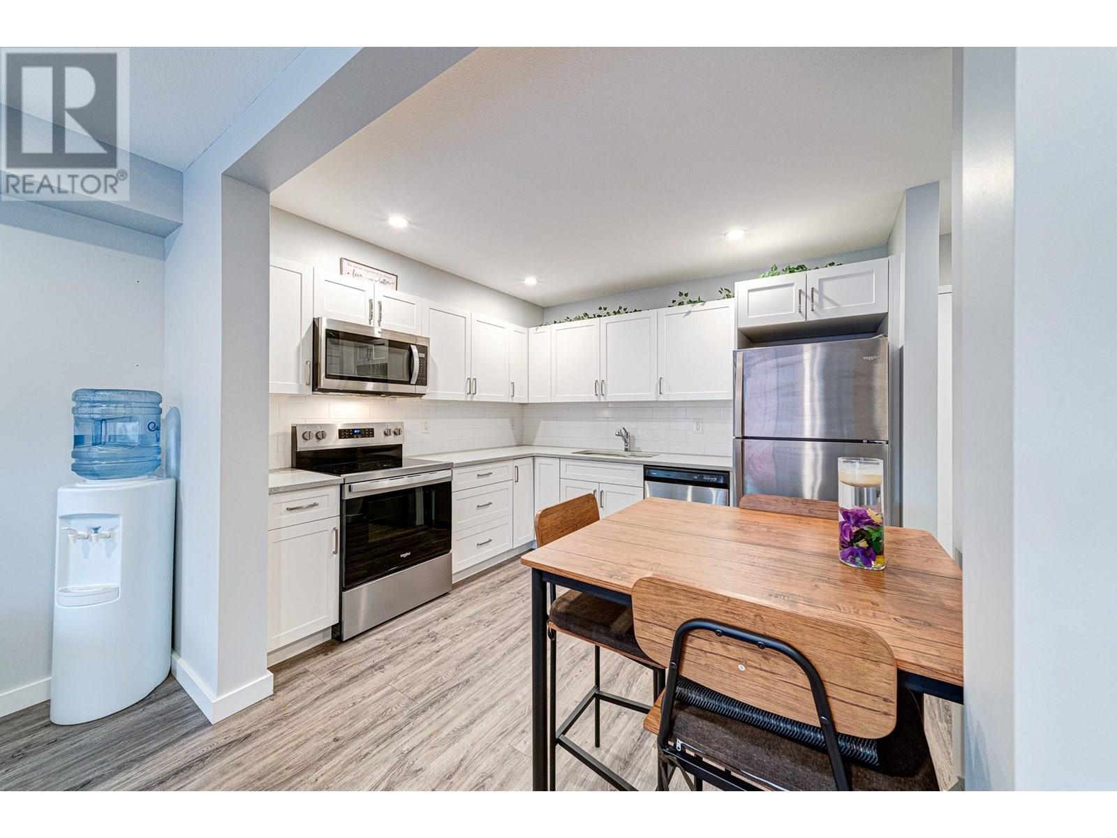 Photo 5 of 1286 Ponderosa Drive Unit 217, Sparwood BC