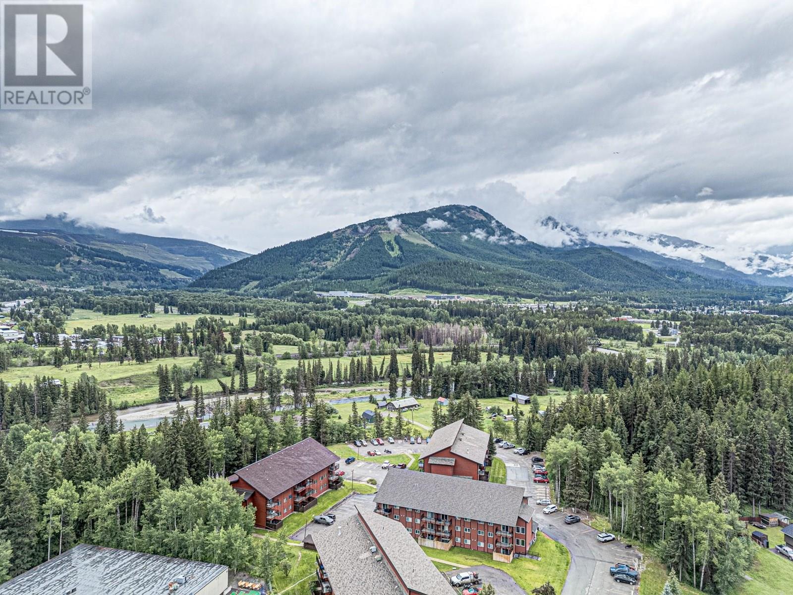 Photo 2 of 1286 Ponderosa Drive Unit 217, Sparwood BC