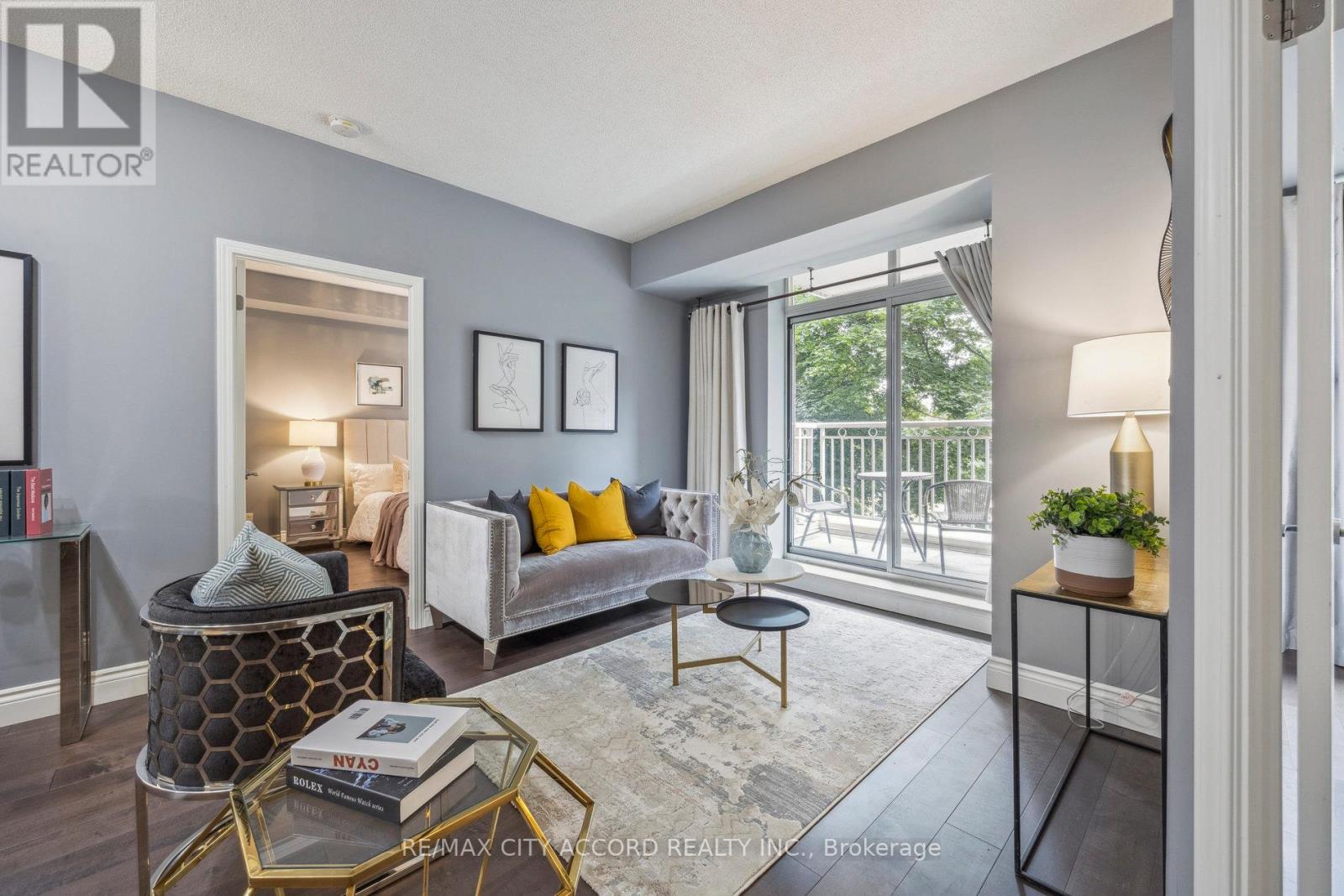 Photo 1 of 210 485 Rosewell Avenue, Toronto ON
