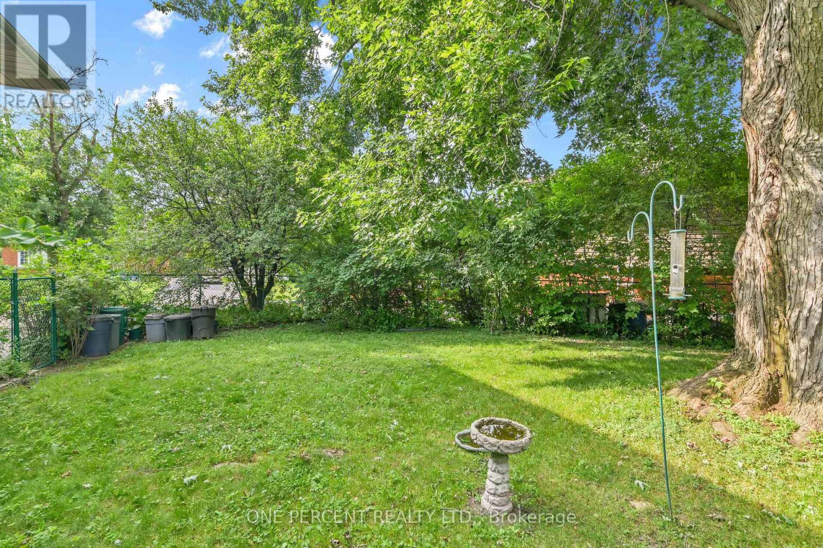 Photo 32 of 1244 Joyce Crescent, Ottawa ON