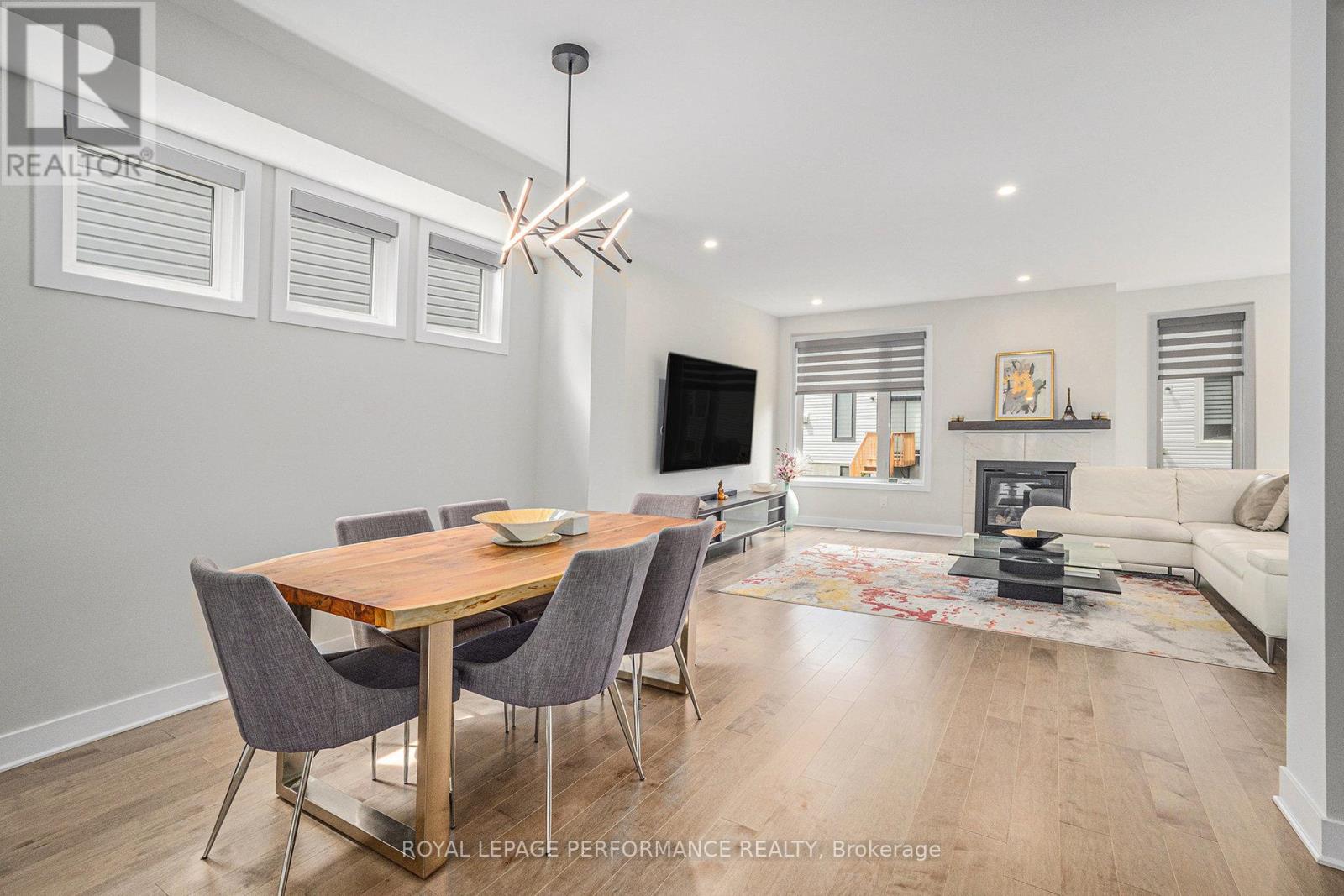 Photo 3 of 233 Beaugency Street, Ottawa ON
