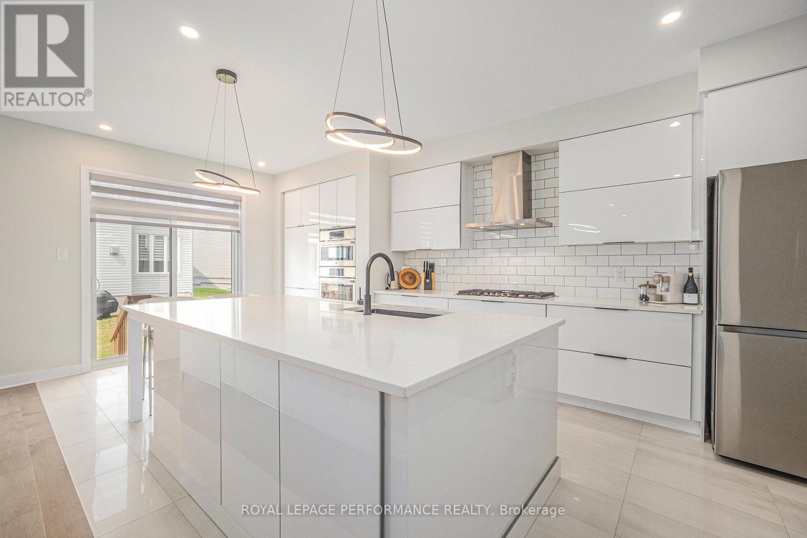 Quartz Counters/Upgraded kitchen