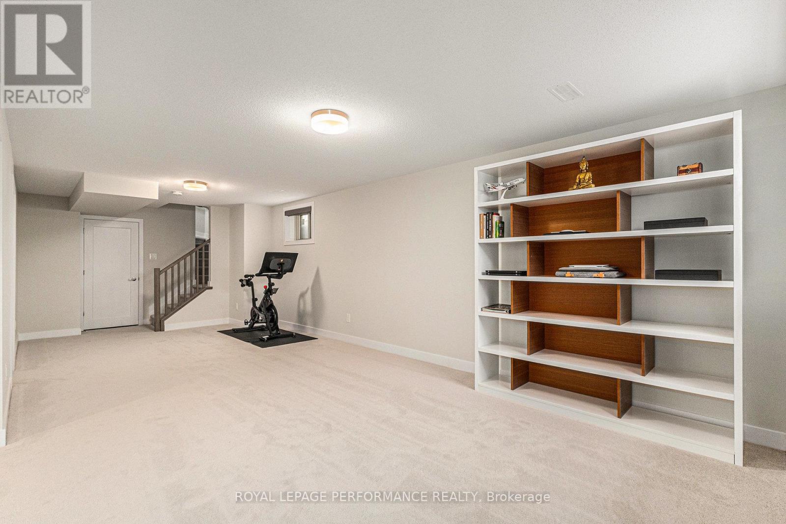 Photo 15 of 233 Beaugency Street, Ottawa ON