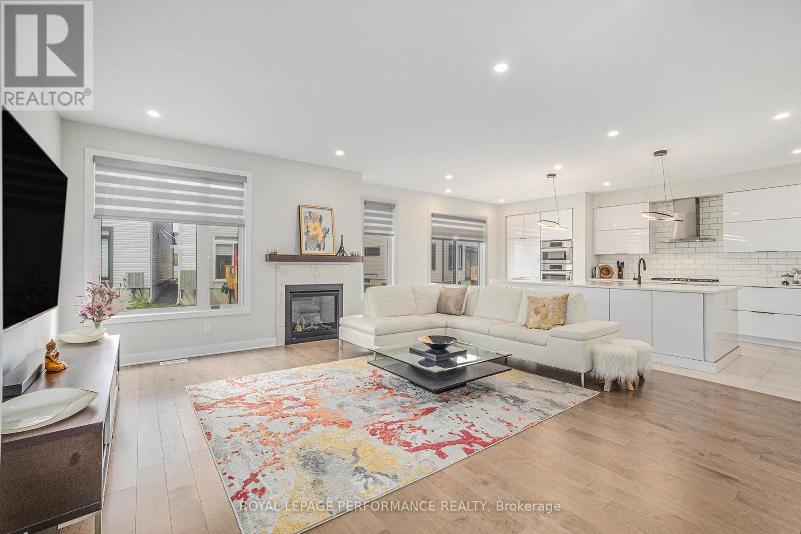 Photo 4 of 233 Beaugency Street, Ottawa ON