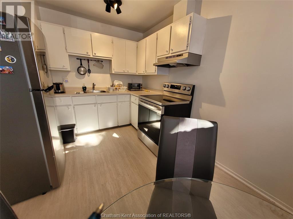 Photo 4 of 834 Exmouth Street Unit 21, Sarnia ON