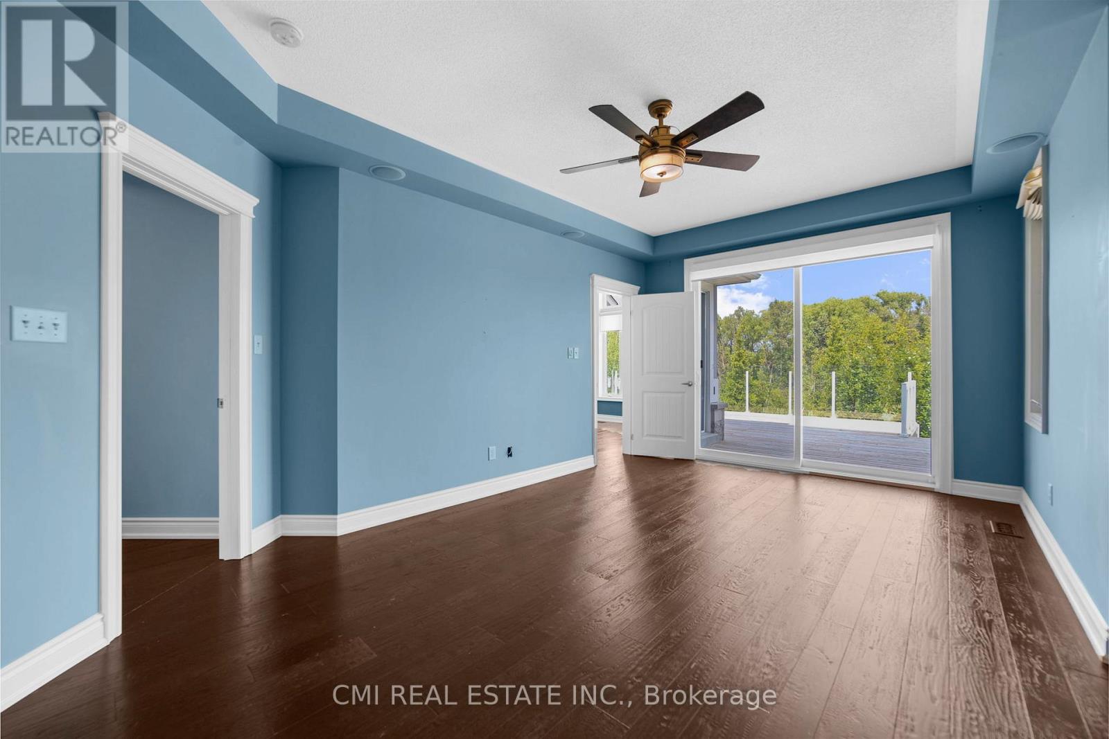 Photo 15 of 77 Waterview Road, Wasaga Beach ON