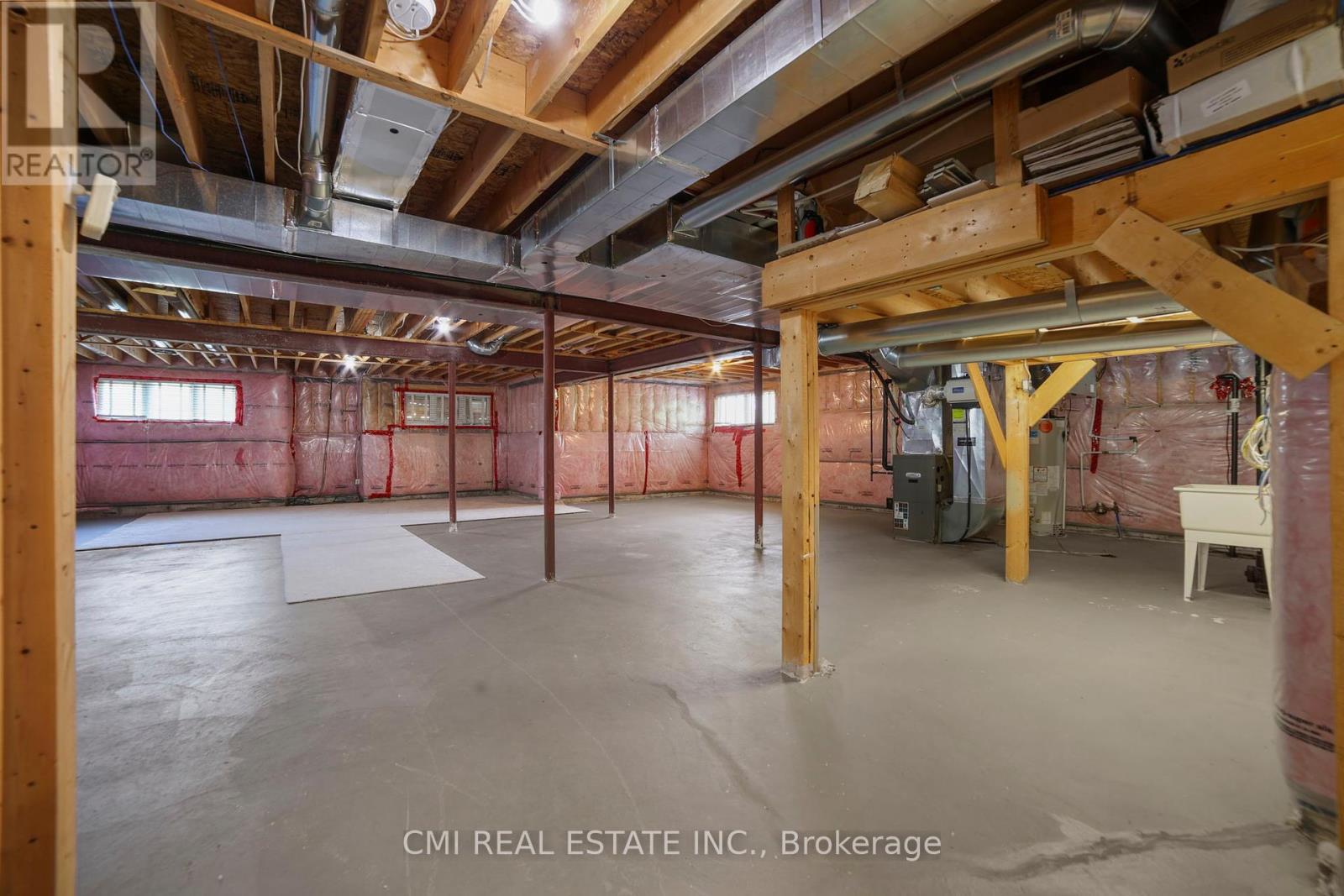 Photo 27 of 77 Waterview Road, Wasaga Beach ON