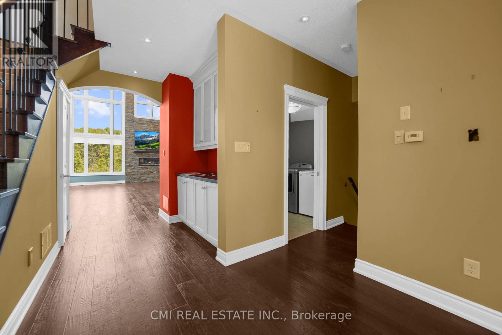 Photo 8 of 77 Waterview Road, Wasaga Beach ON