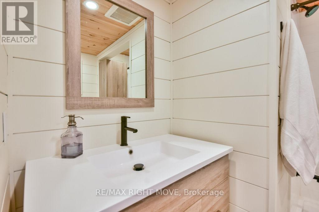 Photo 19 of 4458 Plum Point Road, Ramara ON