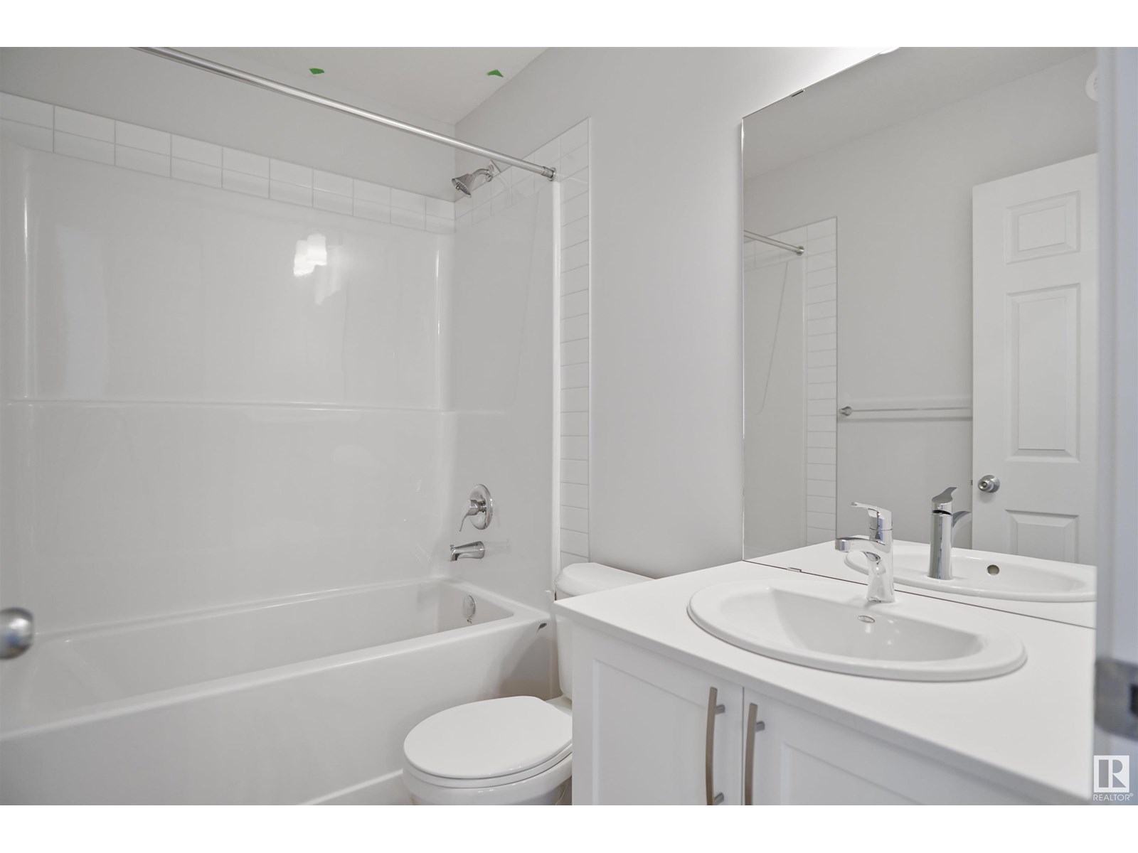 Photo 26 of 412 176 Av Ne, Edmonton AB