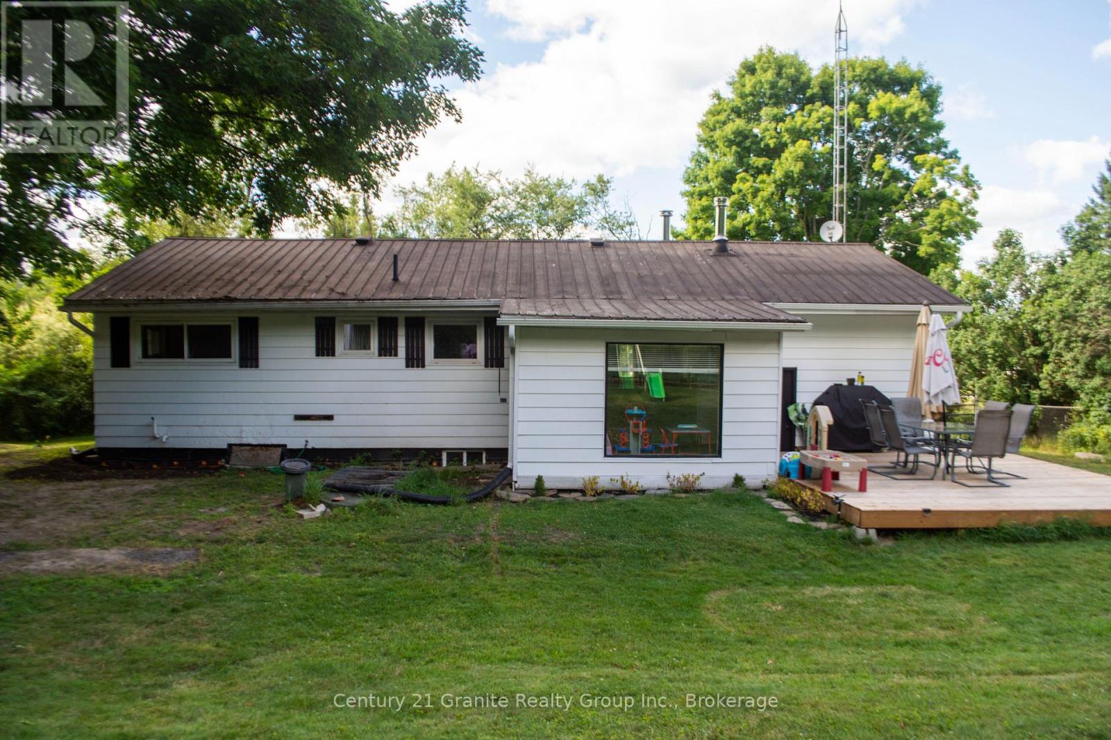 Photo 23 of 1229 Spring Valley Road, Minden Hills ON