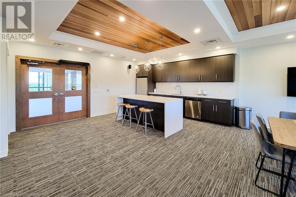 Photo 34 of 320 Plains Road Unit 212, Burlington ON