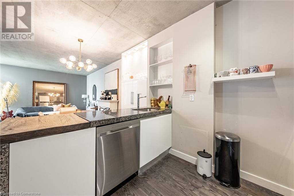 Photo 11 of 75 Portland Street Unit 428, Toronto ON