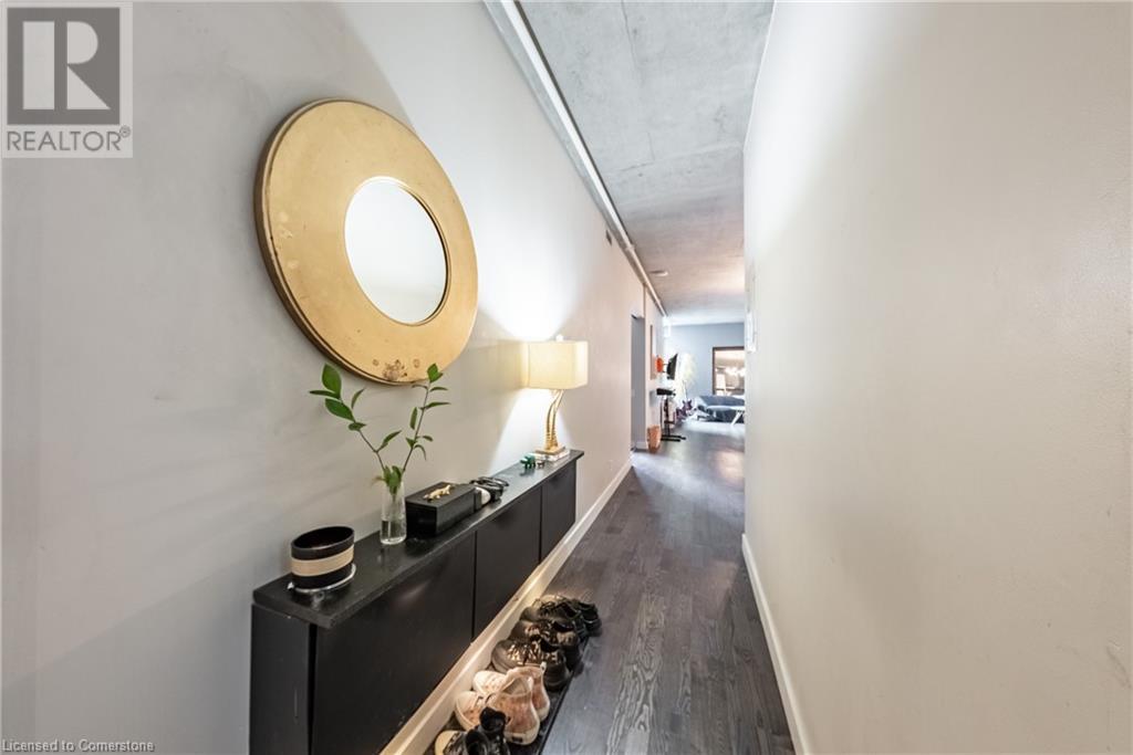 Photo 8 of 75 Portland Street Unit 428, Toronto ON