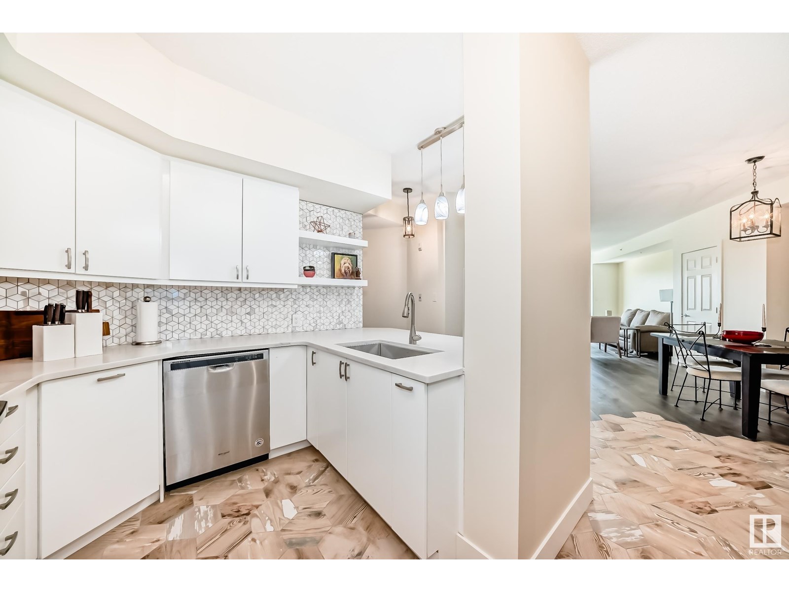 Photo 16 of 707 10108 125 St Nw, Edmonton AB