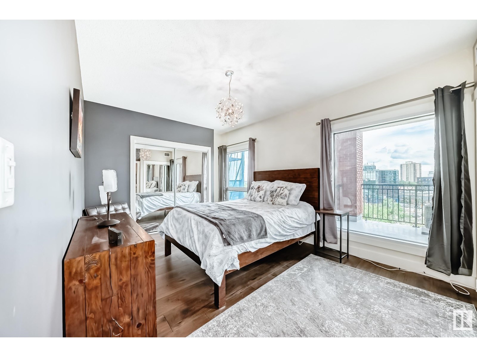 Photo 21 of 707 10108 125 St Nw, Edmonton AB