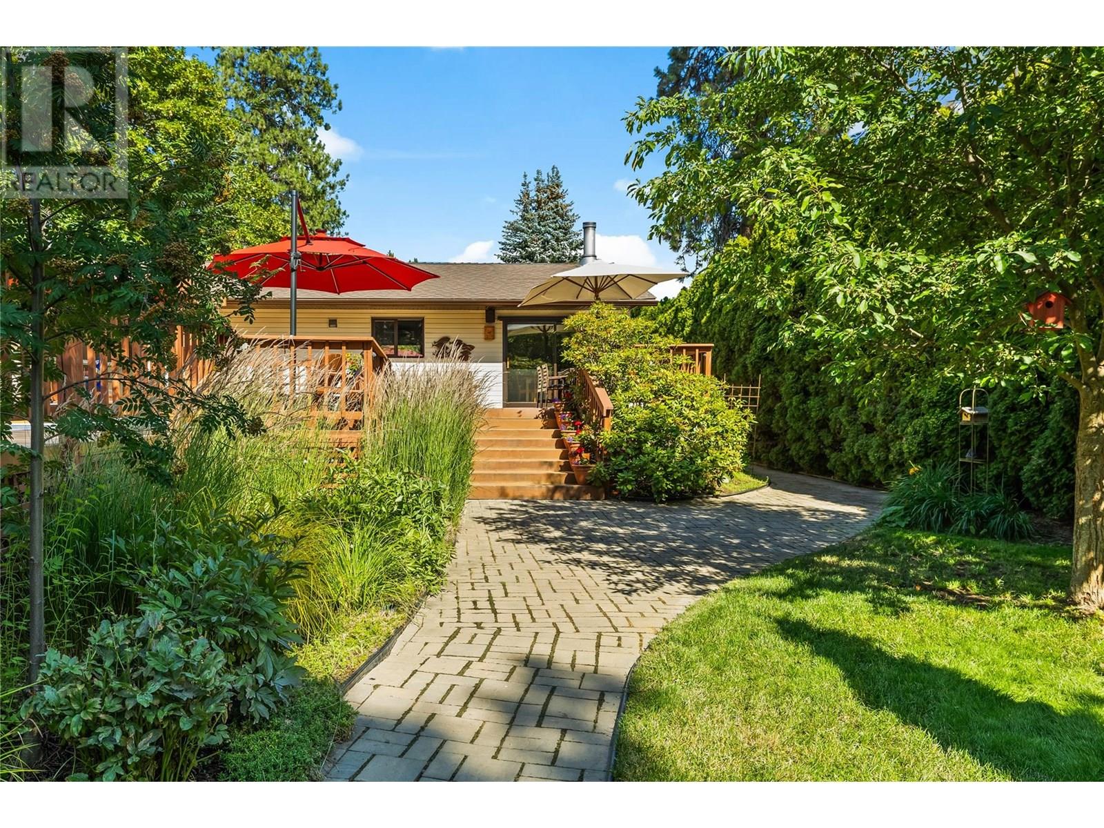  3950 June Springs Road, Kelowna