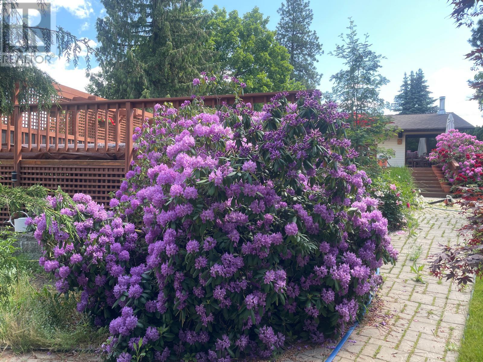  3950 June Springs Road, Kelowna