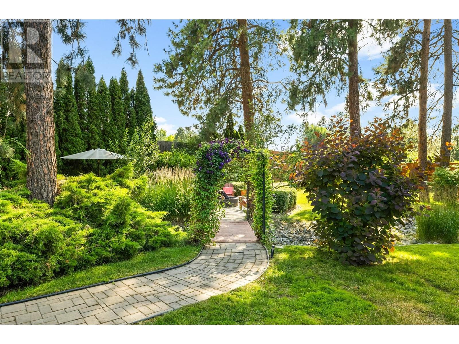  3950 June Springs Road, Kelowna