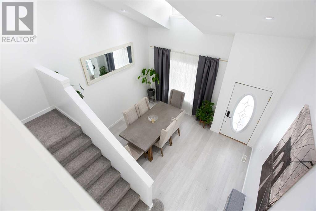 Photo 10 of 209 Luxstone Road Sw, Airdrie AB