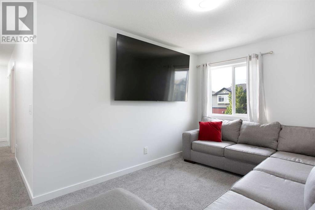 Photo 12 of 209 Luxstone Road Sw, Airdrie AB